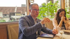 Barry Baker:  IBM Membuat Sistem Aman dan Canggih, yang Sudah Combat Proven