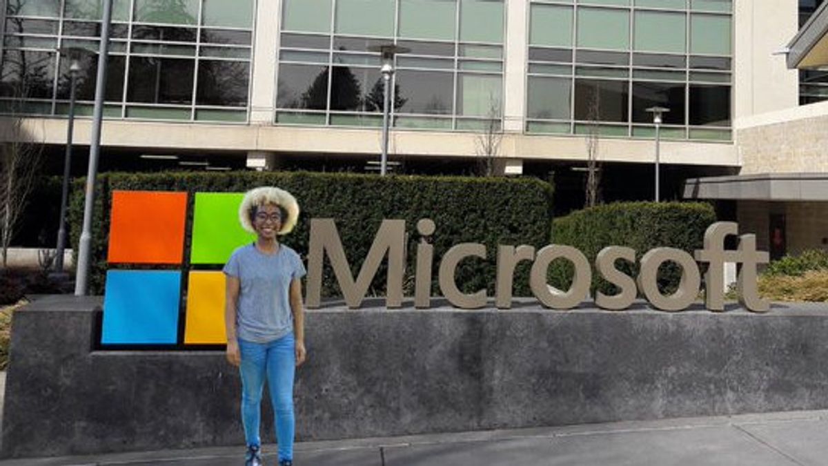 マイクロソフトは、特にセールス部門で、何千人もの従業員を解雇します