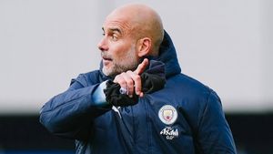 Pep Guardiola Akan Undang Wenger dan Ferguson Makan Malam setelah Memecahkan Rekor Terbaru
