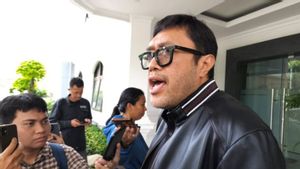 Istri dan Keluarga Ono Surono Saksikan Penggeledahan KPK di Rumah Bandung