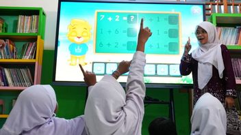 أمر برابوو الطلاب بالتعلم الفرنسي ، وسيطلب مجلس النواب من وزير التعليم العام تفسيرا