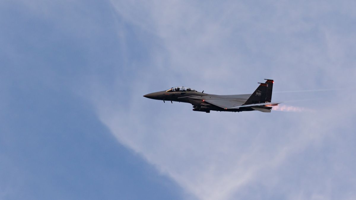 China Deploys 125 Fighter Jets In Large-Scale Military Exercises Near Taiwan