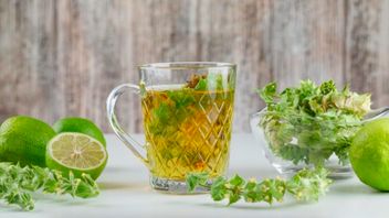 斋戒期间选择健康的饮料，5 种草药茶有助于防止脱水