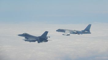 Peringatkan Bakal Menyerang Setiap Pasukan AS yang Membela Taiwan, China Kirim 13 Pesawat Tempur ke ADIZ