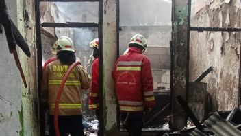 Gara-gara Mesin Pompa Air Korslet, Rumah Warga di Ciputat Ludes Terbakar