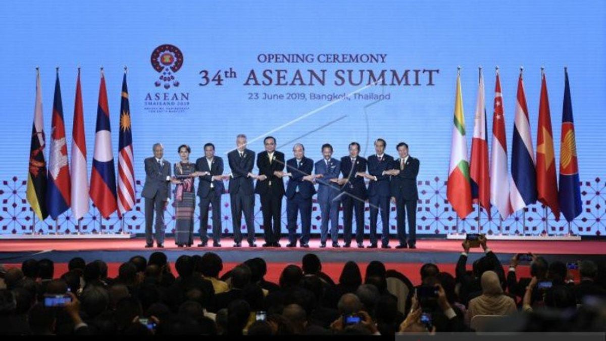 5 التعاون السياسي لرابطة أمم جنوب شرق آسيا: من معاهدة تسليم المجرمين إلى المنطقة السلمية 