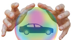 Asuransi Mobil Listrik: Ketahui Risiko Kerugian yang Ditanggung dan Tips Memilihnya