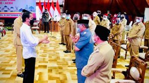 Joko Widodo Ingatkan Kepala Daerah di Aceh bahwa Kasus Kematian Akibat COVID-19 Masih Tinggi
