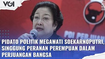 VIDÉO: Discours Politique De Megawati Soekarnoputri, Faisant Allusion Au Rôle Des Femmes Dans La Lutte De La Nation