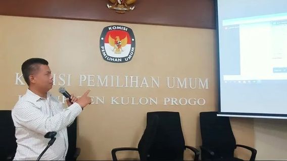 Berita Kulon Progo: KPU Kulon Progo Menerjunkan 26 Personel Verifikasi Administrasi Parpol