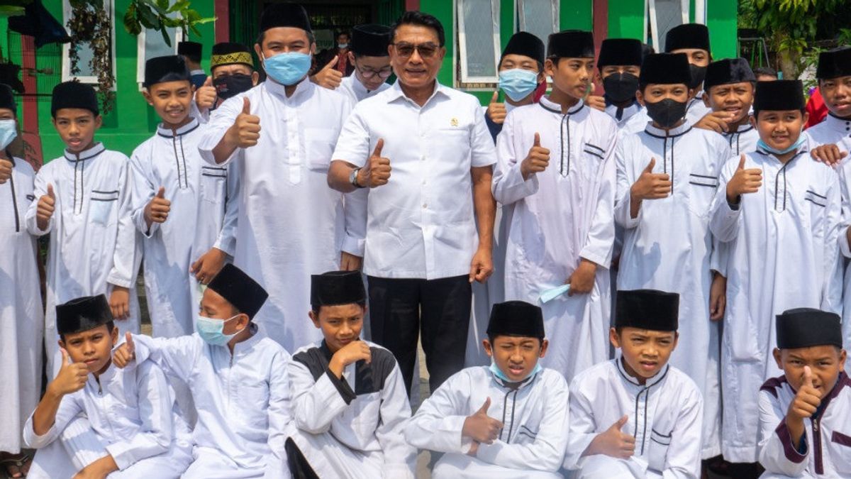 Moeldoko Nilai PKBM Atasi Masalah Pendidikan di Indonesia