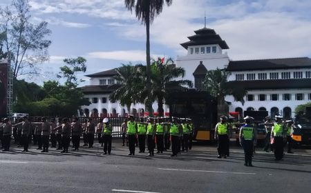 Wagub Jabar Instruksikan Keramaian Tahun Baru Dibubarkan, Tutup Tempat Hiburan yang Melanggar