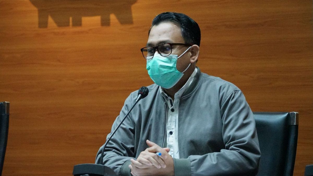 KPK Batal Panggil Mantan Sekretaris DPRD Kabupaten Bintan Muhammad Hendri karena Meninggal