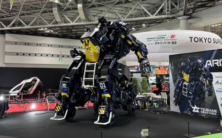 Tsubame Pamerkan Robot Gundam Versi Nyata di Japan Mobility Show