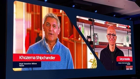 Accelerate AI Adoption Of Conversations For Customers