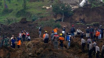 西バンドン山体崩壊の57人の犠牲者が特定され、6人がまだ捜索中