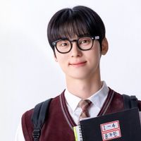 Hwang Minhyun Gets Study Group 2 Offers, Joins Military Expenditures