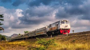 イードムディクフロー2023、38,600人の列車の乗客がジャカルタを出発