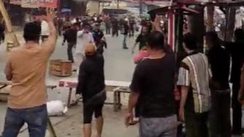 7人の暴漢のうち3人がタンゲランのクタブミ市場で商人の屋台を経営した疑いがある
