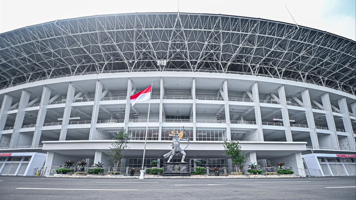 Polda Metro Prepares 8 Parking Bags During Pope Francis' Mass At GBK