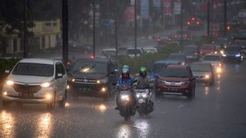 BMKG Predicts Rain In Jakarta This Afternoon