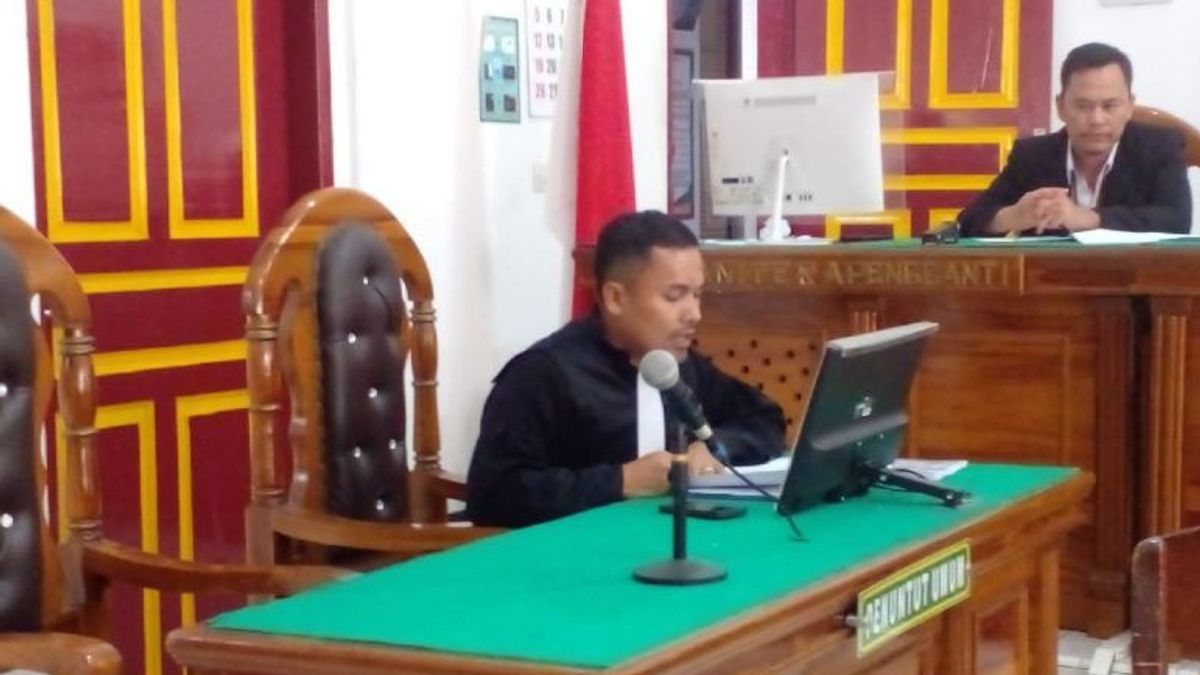 Anggota Bawaslu Medan yang Kena OTT Pemerasan Dituntut 2 Tahun Penjara