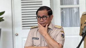 Macet Parah Sudirman-Gatsu, Pramono Minta Perbaikan Pintu Tol Semanggi Dilakukan Malam