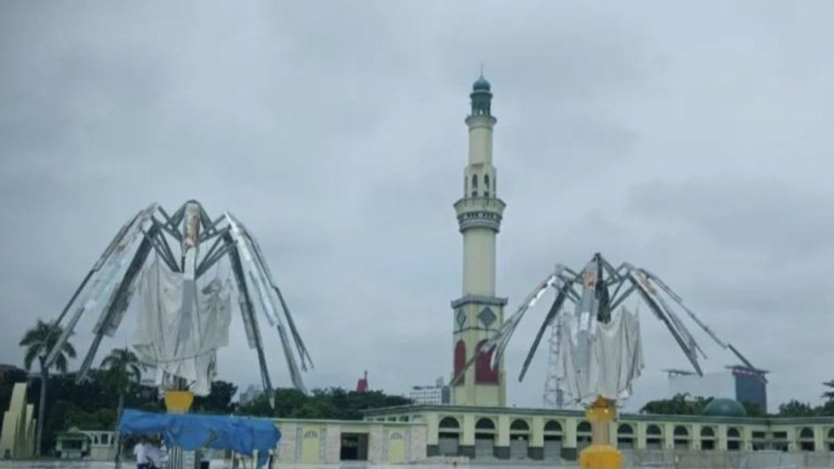 Kejati Riau Dalami Dugaan Korupsi Payung Elektrik Masjid Annur