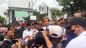 Kembali ke Cianjur, Jokowi Temui Korban Gempa Masih Kekurangan Tenda dan Air Bersih