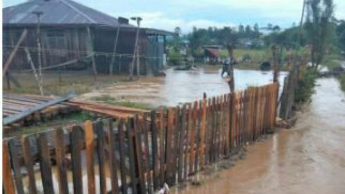 Floods Hit Olu Sigi Village