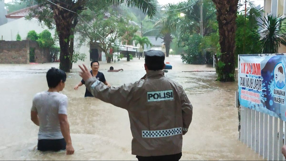 Serang洪水受害者：从触电，被山体滑坡掩埋，到漂流
