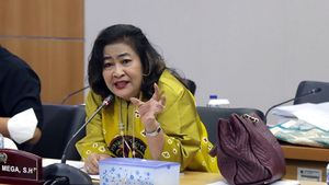 Dipecat dari Jabatan Anggota DPRD, Bukti Cinta Mega Bukan Main Candy Crush tapi Judi Slot di Rapat Paripurna