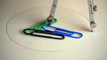 Understanding the Elements of a Circle: Center Point, Radius, to Circumference