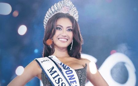 Puteri Indonesia Pariwisata Tata Juliastrid Raih Mahkota Miss Cosmo 2024