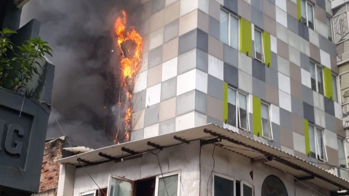 Kebakaran di Hotel 101 Pasar Glodok Padam, Polisi Pastikan Tak Ada Korban Jiwa