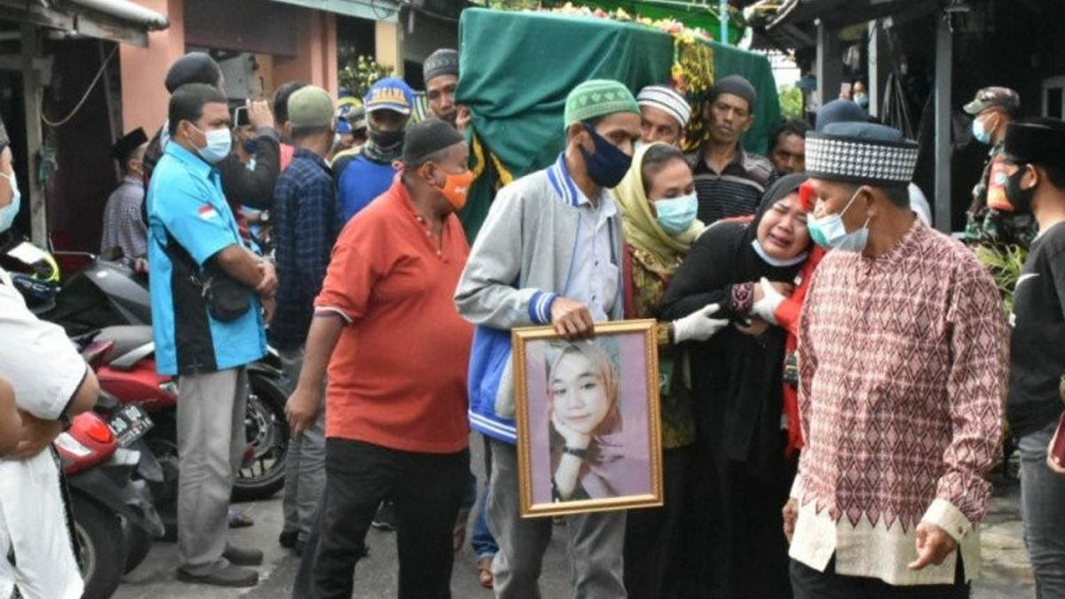 Dinda Amalia's Body, Sriwijaya Air Victim Arrives At Kubu Raya, Regent's Prayer: God Willing, The Best