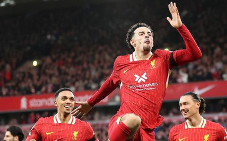 Arne Slot Pertanyakan Keputusan Wasit, Buktikan Liverpool Tak Selalu Diuntungkan di Anfield