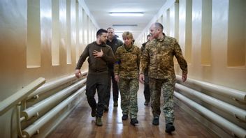 Orders Changes In Military Operations And Fires A General, President Zelensky: Only A Few Time Left