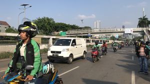 Ada Demo, Lalu Lintas Depan Gedung DPR Ramai Lancar