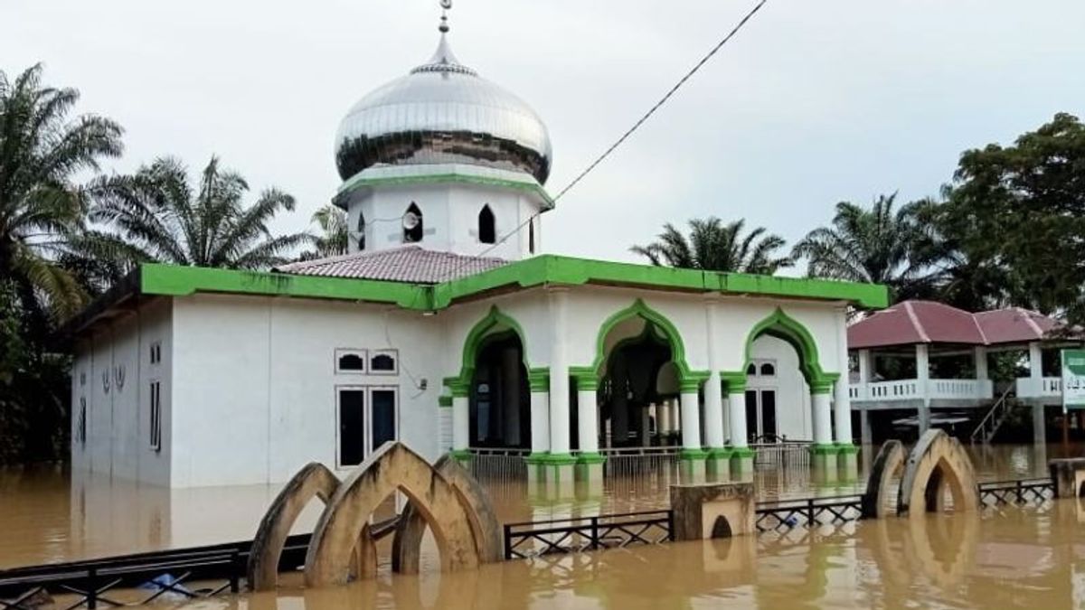 11 Villages In West Aceh Were Inundated By Floods