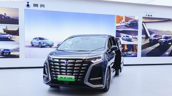 Merek Premium Denza dari BYD Dipastikan Siap Mengaspal di Indonesia