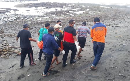 Mayat Tanpa Busana Ditemukan di Pantai Cemagi Bali