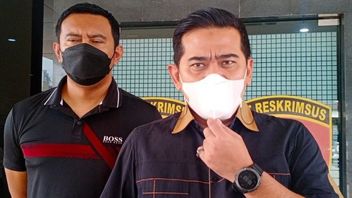 La Police De Java Ouest Assigne 1 Agent De Recouvrement Présumé En Ligne, Dans Une Descente Dans Le Bureau Illégal De Pinjol à Yogyakarta