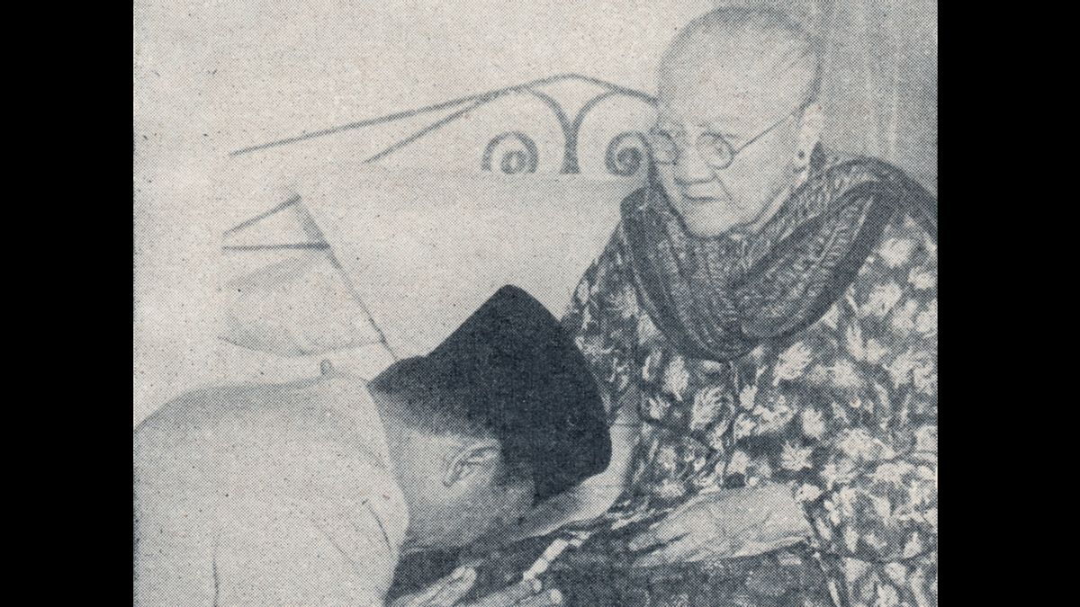 Mother's Role In Soekarno's Life