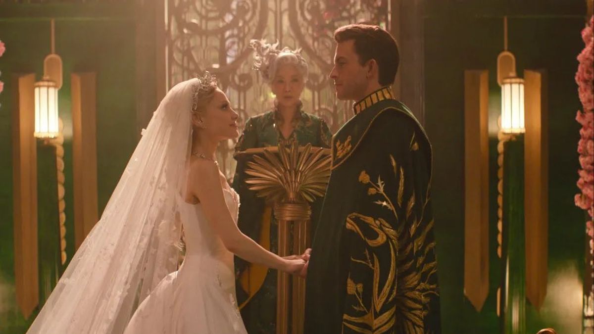 Fiyero - Gloda Kissing Scene Deleted On Wicked: For Good, Here's Why