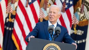 Trump Criticized About His Son's Death, Biden No Comment