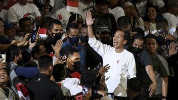 Jokowi Tegaskan Pentingnya Relawan Guna Koreksi Kebijakan