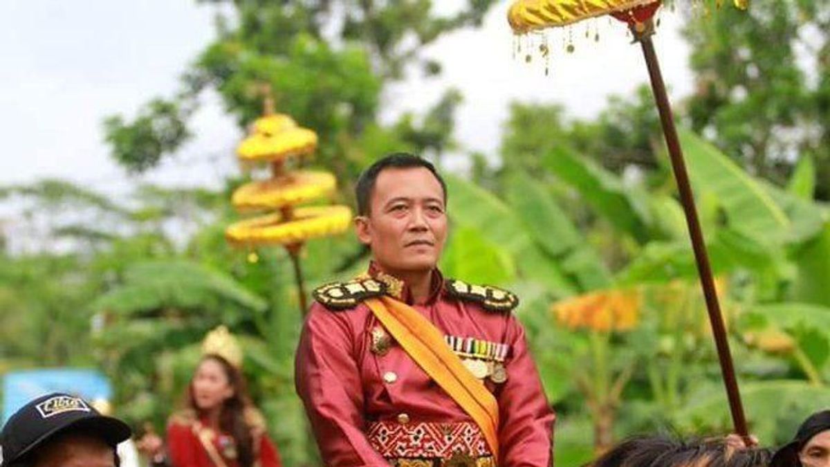 Les Restes Du Roi De Keraton Agung Sejagat à Jakarta