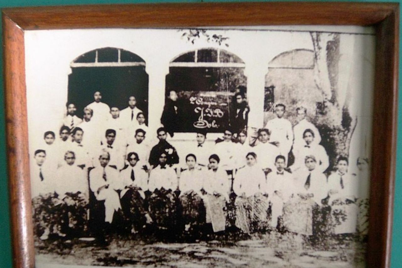 Historical Records 93 Years Ago, February 20, 1927: Jong Indonesia Stands  As The Forerunner Of The Youth Pledge