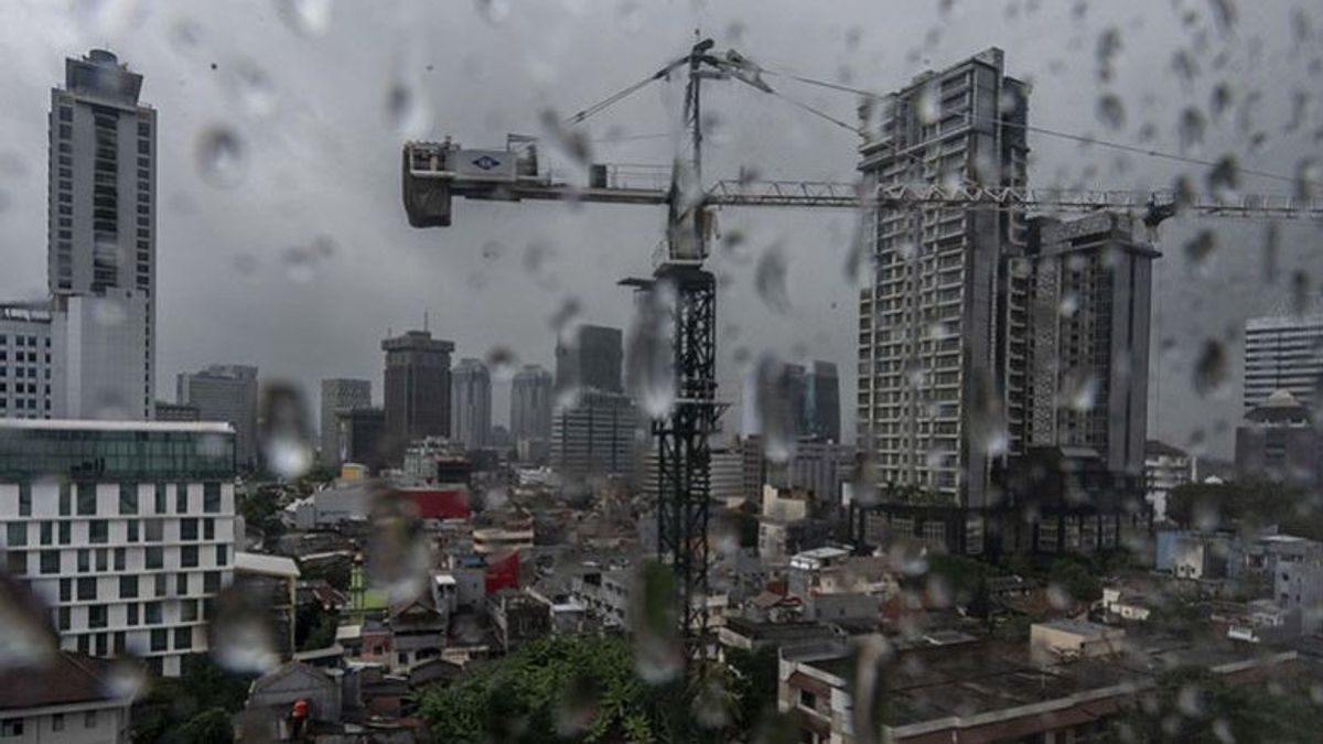 Prakiraan Cuaca Jakarta Hari Ini: Potensi Hujan Deras Siang Hari